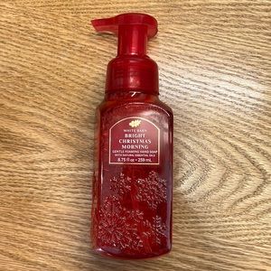 Bath and body works white barn hand soap